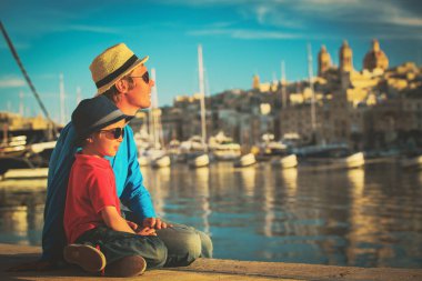 Baba ve oğul Valetta, Malta city adlı arıyorsunuz