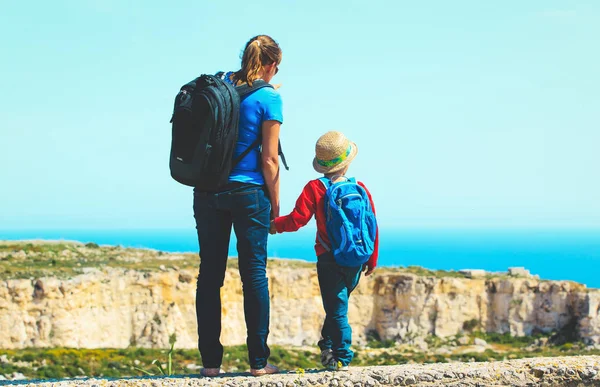 Mother and little son travel in mountains — Stock Photo, Image
