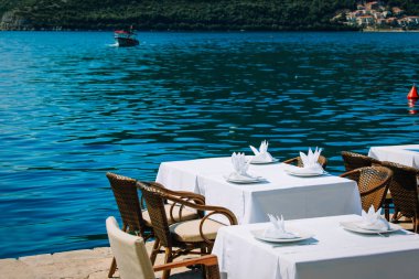 Doğal Cafe tablo Deniz Manzaralı