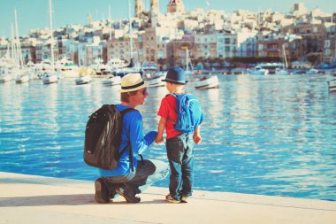 Baba ve oğul Valetta, Malta city adlı arıyorsunuz