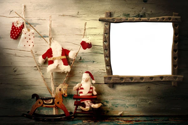 Weihnachtsgrußkarte mit leerem Rahmen. — Stockfoto