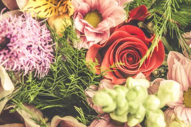 Yakın çekim çiçek kompozisyon