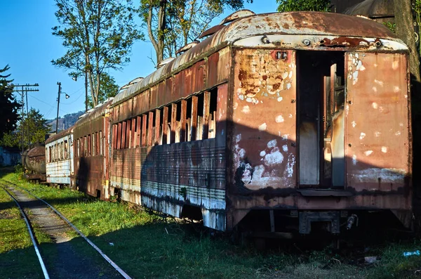 在大草原站的废弃的火车 — 图库照片