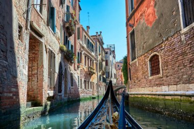 gondolla Venedik kanallar