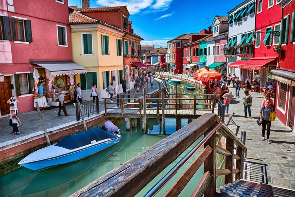 The picturesque city of Burano — Stock Photo, Image
