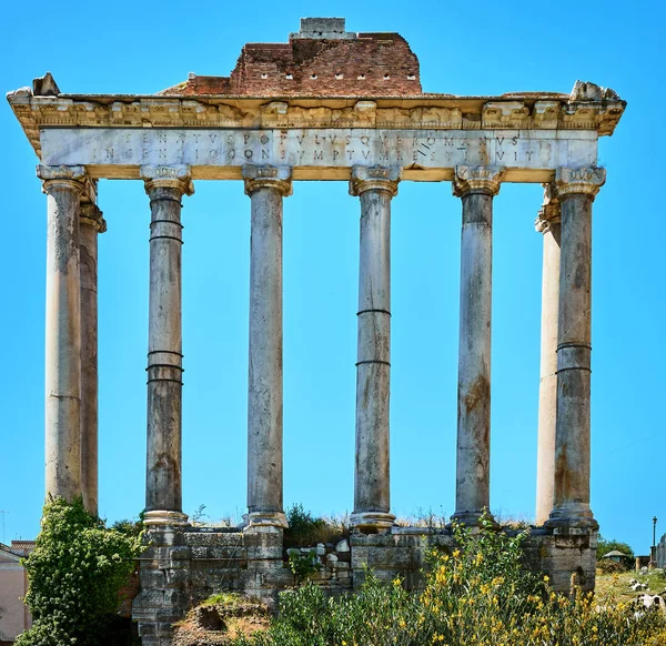 De tempel van Saturnus — Stockfoto