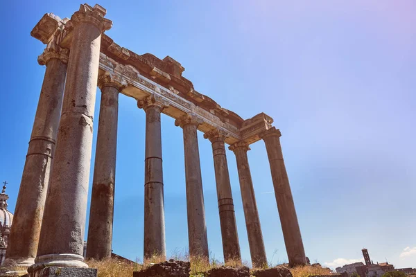 The Temple of Saturn — Stock Photo, Image