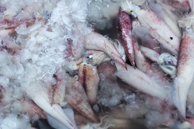 Taze mürekkep arka plan. Mürekkep buz üzerinde Bali yerel bir pazarda.