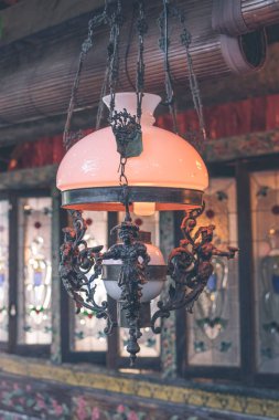 Lüks güzel retro vintage ışık lamba dekorasyon, Restoran Bali Adası, Canggu, Endonezya.