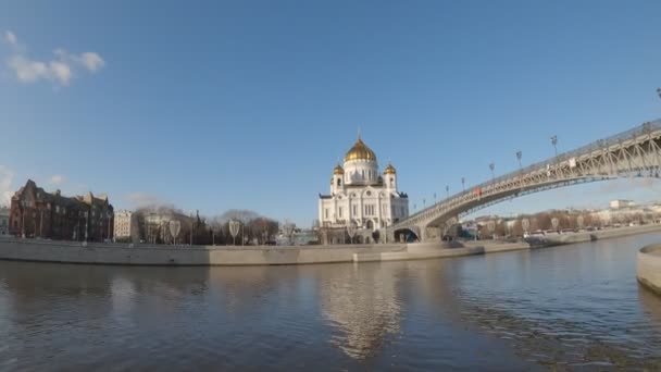 MOSCOU, RUSSIE - 1er DÉCEMBRE 2019 : Hyperlapsus de la Cathédrale du Christ Sauveur, vidéo simple, prêt pour le montage . — Video