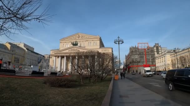 Moskva, Ryssland - 24 november 2019: Tsum och Bolsjojteatern. — Stockvideo