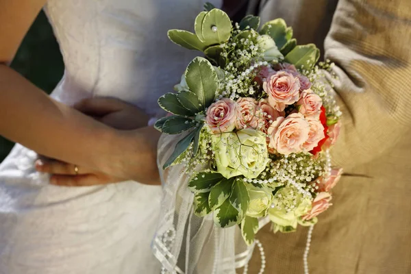 Casal recém-casado — Fotografia de Stock