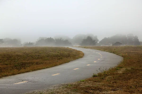 Mistige ochtend in Californië — Stockfoto