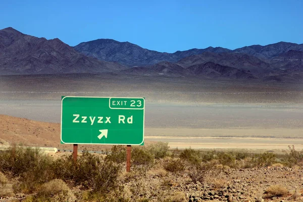 Zzyzx is the last word in the dictionary — Stock Photo, Image