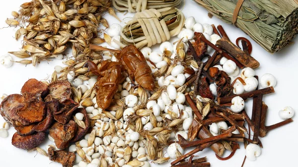 Ingredients for Asian tonic drink — Stock Photo, Image