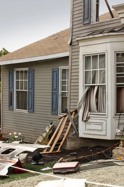 felaketten zarar evi