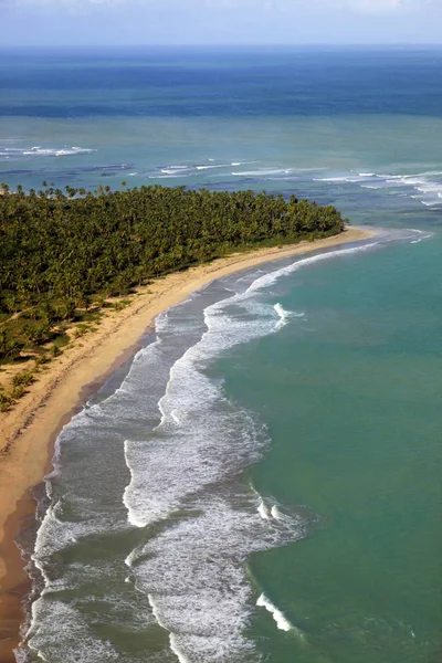 多米尼加共和国热带岛屿海滩的空中景观 — 图库照片