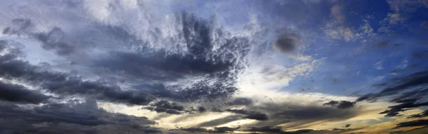 Wolken — Stockfoto