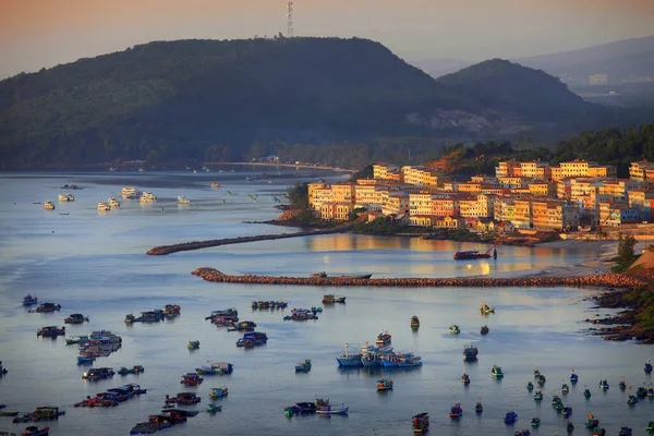 Aerial top view small boats in the bay blue water on sunset — Stock Photo, Image