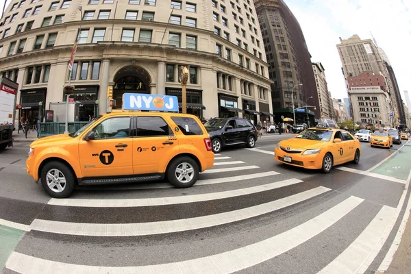 Stau auf den Straßen in New York City. Manhattan, New York — Stockfoto
