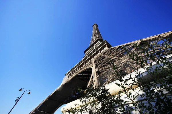 Torre Eiffel Paris Fotos De Bancos De Imagens