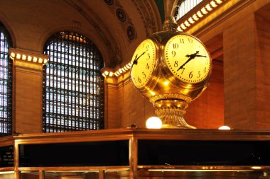 Grand Central Terminal Saati, New York, ABD.