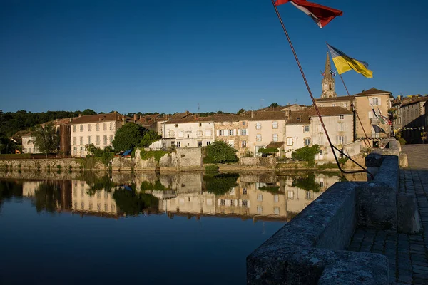 Paysage fluvial en france / Vienne Images De Stock Libres De Droits