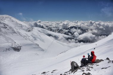 Dağcılar Elbrus Batı üst