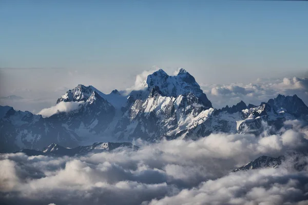 View of Mount Ushba from Elbrus — Stock Photo, Image