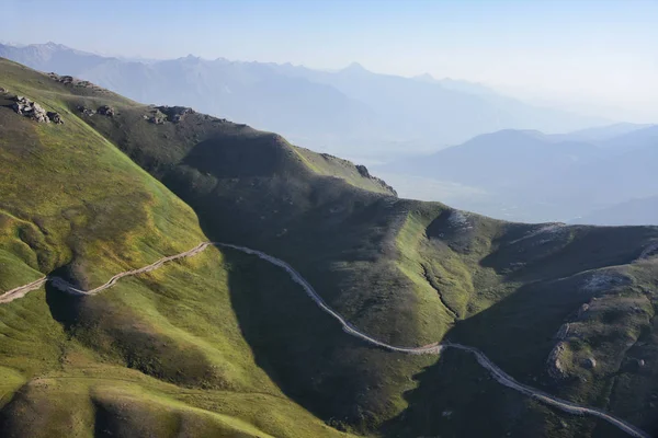 Helikopter görünümü Dağları