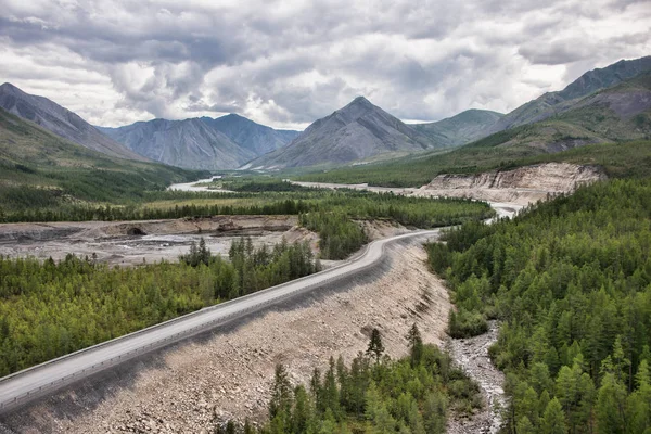 Spår Colima: Yakutsk till Magadan — Stockfoto