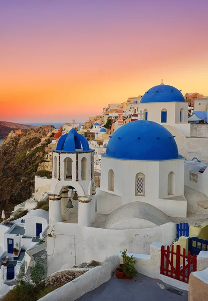 Oia santorini at first morning light — Stock Photo, Image