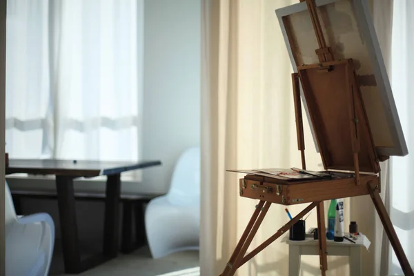 Sanatçının atölyesi