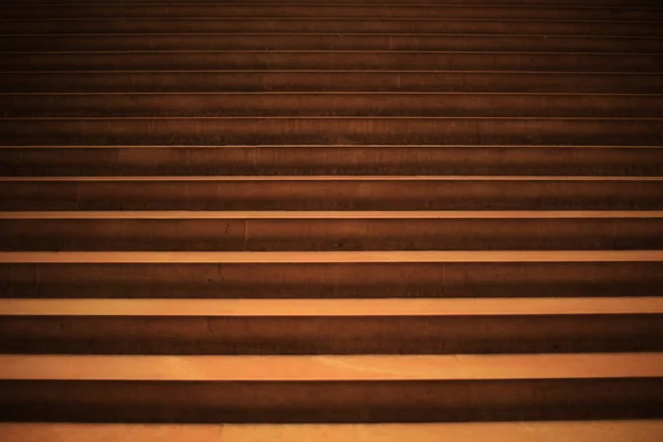 Doğrusal arka plan - eski merdiven