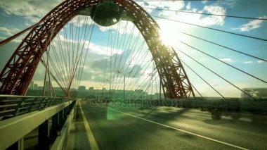 modern şehir karayolu trafik Sunset'teki loopable timelapse