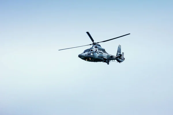 Military navy helicopter flying - isolated — Stock Photo, Image