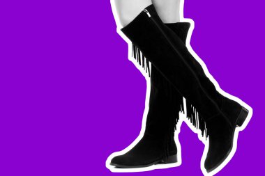 Bayan giysi ayakkabısı. Uzun ince kadın bacakları uzun deri çizmeler giyer. Fotokopi alanı olan moda modeli. Klasik ve günlük kıyafet konsepti. Ayrıntılı yakın çekim stüdyo çekimi. Dergi tarzı moda kolajı