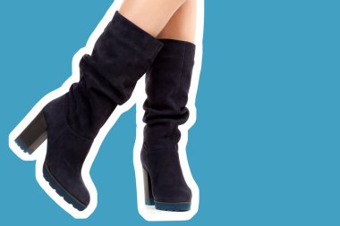 Bayan giysi ayakkabısı. Uzun ince kadın bacakları yüksek topuklu uzun çizme giyer. Fotokopi alanı olan moda modeli. Klasik ve günlük kıyafet konsepti. Ayrıntılı yakın çekim stüdyo çekimi. Dergi tarzı moda kolajı