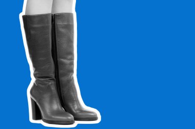 Bayan giysi ayakkabısı. Uzun ince kadın bacakları yüksek topuklu uzun çizme giyer. Fotokopi alanı olan moda modeli. Klasik ve günlük kıyafet konsepti. Ayrıntılı yakın çekim stüdyo çekimi. Dergi tarzı moda kolajı