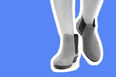 Bayan giysi ayakkabısı. Düşük deri ayakkabılar giyen uzun ince kadın bacağı. Fotokopi alanı olan moda modeli. Klasik ve günlük kıyafet konsepti. Ayrıntılı yakın çekim stüdyo çekimi. Dergi tarzı moda kolajı