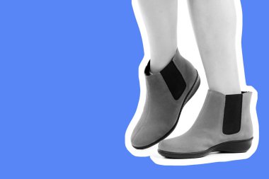 Bayan giysi ayakkabısı. Düşük deri ayakkabılar giyen uzun ince kadın bacağı. Fotokopi alanı olan moda modeli. Klasik ve günlük kıyafet konsepti. Ayrıntılı yakın çekim stüdyo çekimi. Dergi tarzı moda kolajı