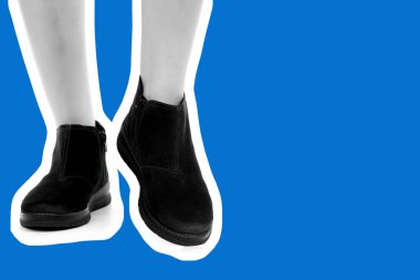 Bayan giysi ayakkabısı. Düşük deri ayakkabılar giyen uzun ince kadın bacağı. Fotokopi alanı olan moda modeli. Klasik ve günlük kıyafet konsepti. Ayrıntılı yakın çekim stüdyo çekimi. Dergi tarzı moda kolajı