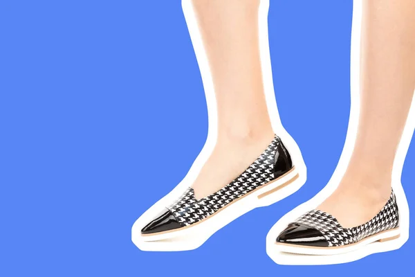 Calzado Mujer Larga Pierna Femenina Delgada Con Zapatos Cuero Bajos —  Fotos de Stock