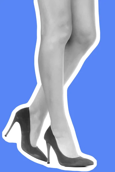 Calzature Donna Gambe Lunghe Sottili Della Femmina Che Indossano Scarpe — Foto Stock