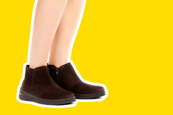 Dames Outfit Schoenen Lange Slanke Vrouwelijke Benen Dragen Lage Leren — Stockfoto