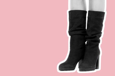 Bayan giysi ayakkabısı. Uzun ince kadın bacakları yüksek topuklu uzun çizmeler giyer. Fotokopi alanı olan moda modeli. Klasik ve günlük kıyafet konsepti. Detaylı yakın çekim stüdyo çekimi Magazin tarzı moda kolajı