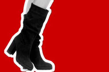 Bayan giysi ayakkabısı. Uzun ince dişinin bacakları yüksek topuklu uzun çizmeler giyer. Fotokopi alanı olan moda modeli. Klasik ve günlük kıyafet konsepti. Ayrıntılı yakın çekim stüdyo çekimi. Dergi tarzı moda kolajı