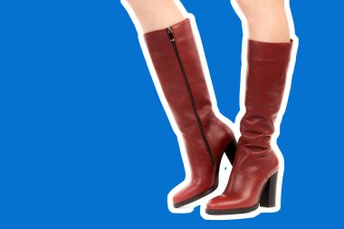 Bayan giysi ayakkabısı. Uzun ince kadın bacakları yüksek topuklu uzun çizmeler giyer. Fotokopi alanı olan moda modeli. Klasik ve günlük kıyafet konsepti. Detaylı yakın çekim stüdyo çekimi Magazin tarzı moda kolajı