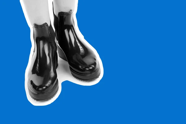 Calzado Mujer Largas Piernas Delgadas Mujer Con Botas Goma Maqueta —  Fotos de Stock