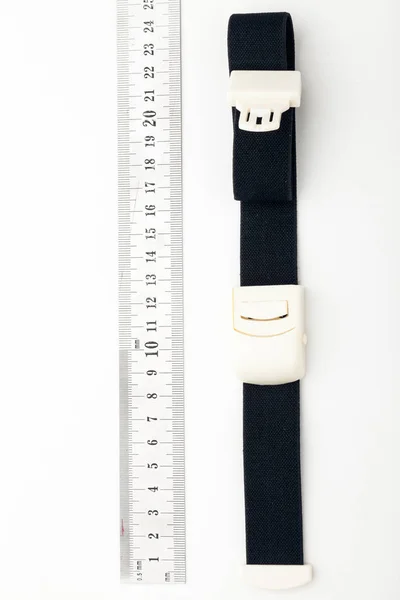 Bandage Flexible Équipement Laboratoire Isolé Sur Fond Blanc Instruments Cliniques — Photo
